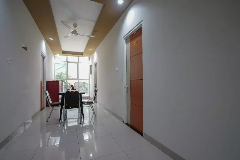 هاستل Penginapan Timur By Oyo Rooms
