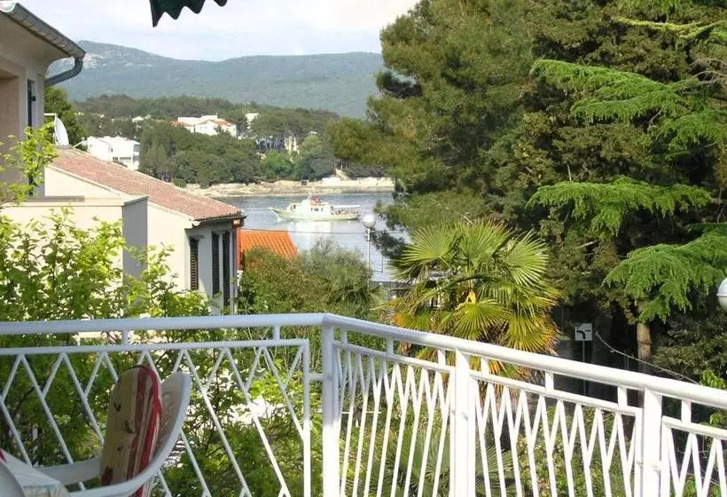 Apartments Leo