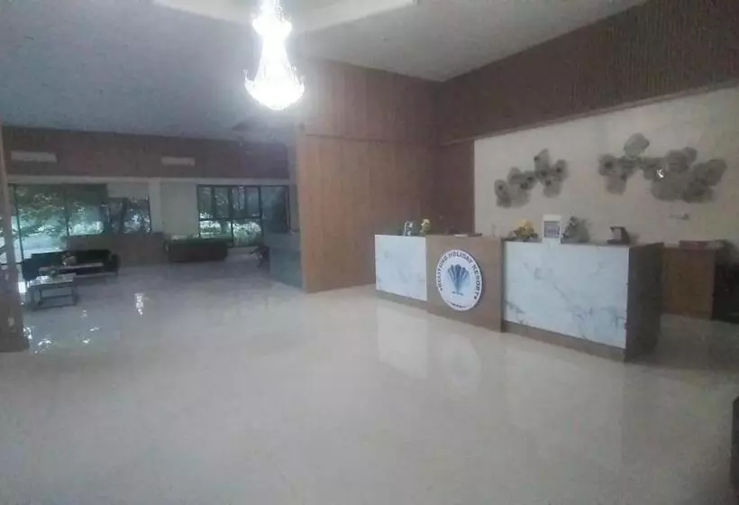 تختخواب و صبحانه New Belitung Holiday Resort