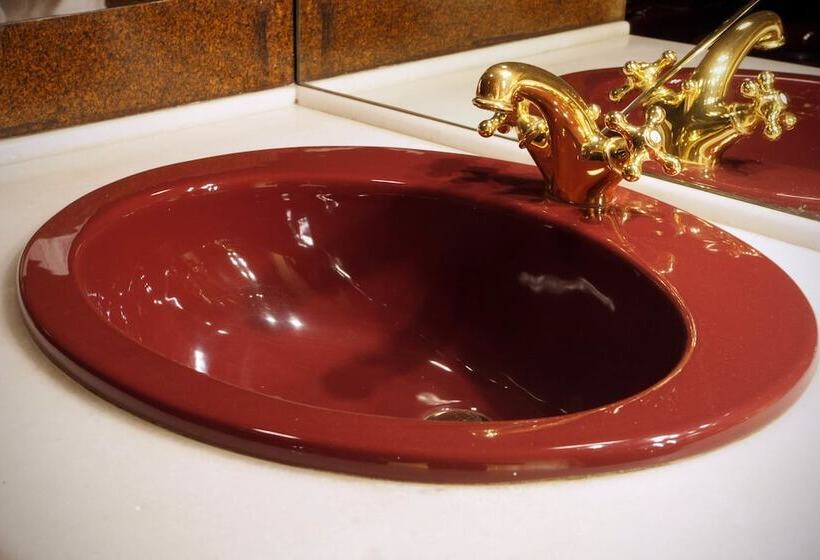 تختخواب و صبحانه Clorinda S Rooms