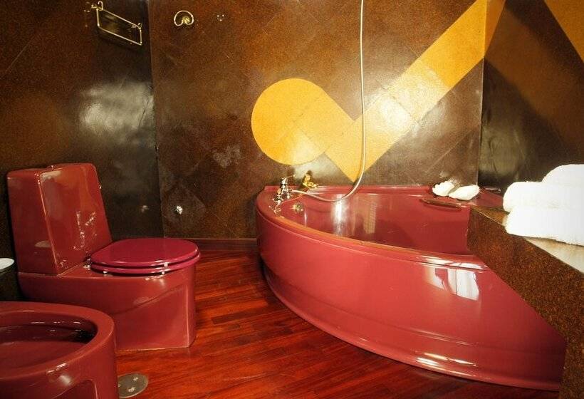 تختخواب و صبحانه Clorinda S Rooms