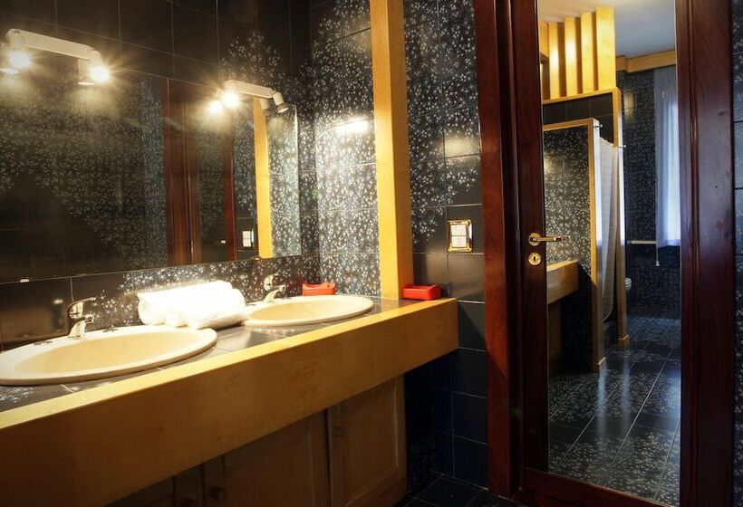 تختخواب و صبحانه Clorinda S Rooms