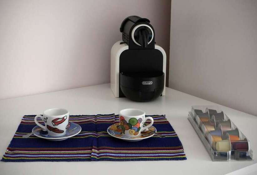 تختخواب و صبحانه Clorinda S Rooms