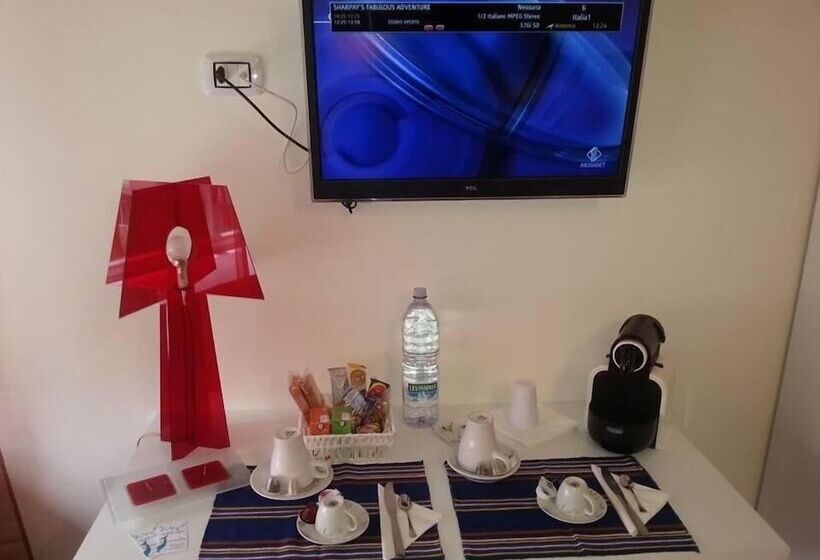 تختخواب و صبحانه Clorinda S Rooms