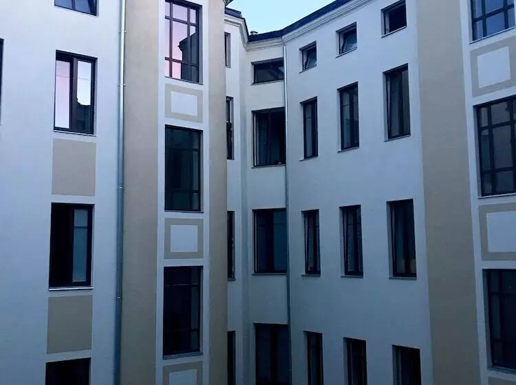 Golda Apartments
