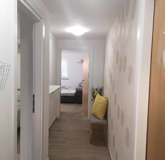 Apartment Tina