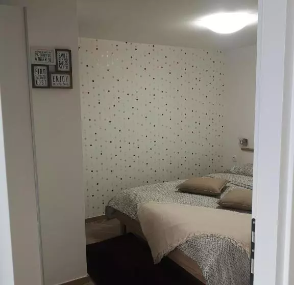 Apartment Tina