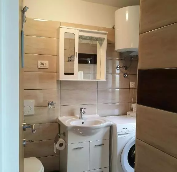 Apartment Tina