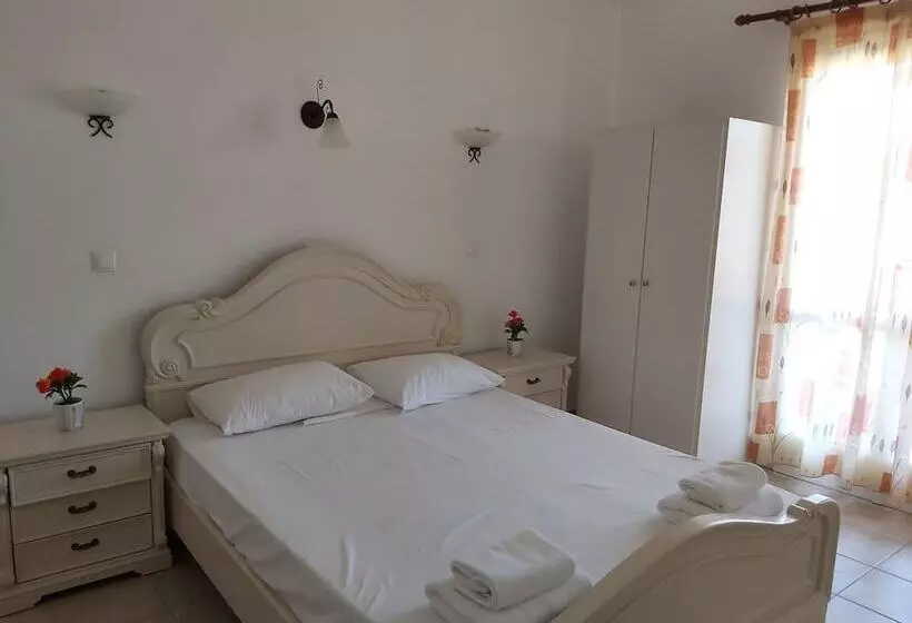 ホテル Anna Studios