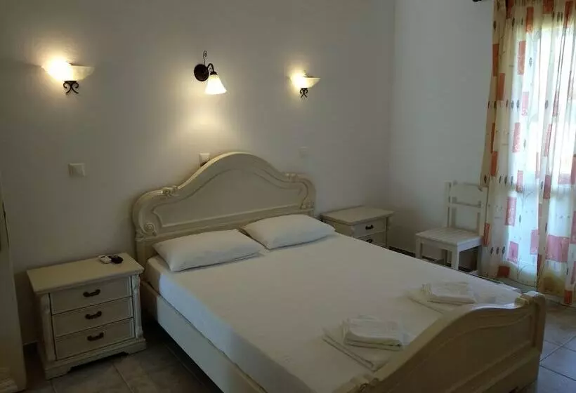 ホテル Anna Studios