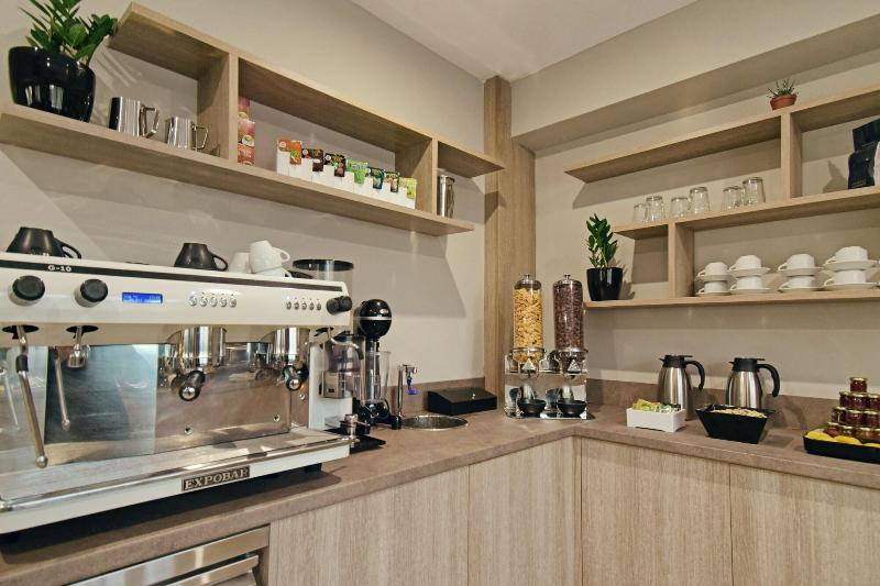 فندق Athens Iris