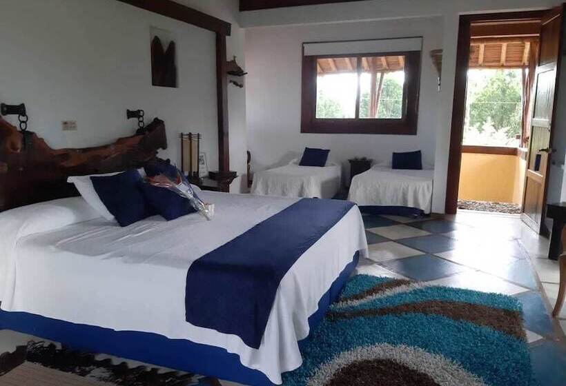 هتل Boutique La Casa Que Canta