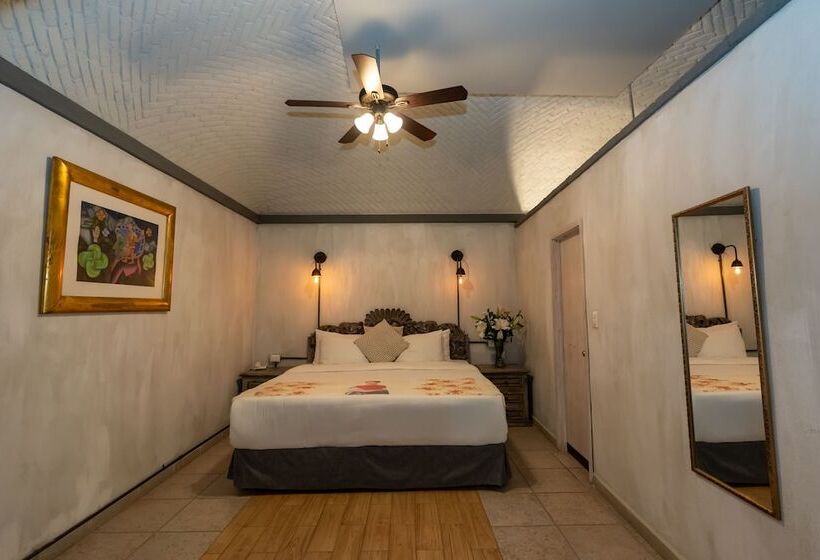 هتل Casa Naré Adults Only