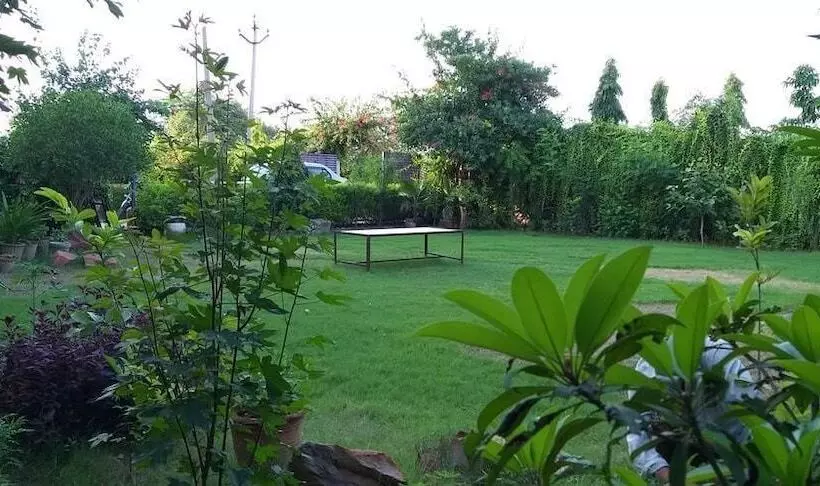 Hotelli Ibishouse Farm Stay