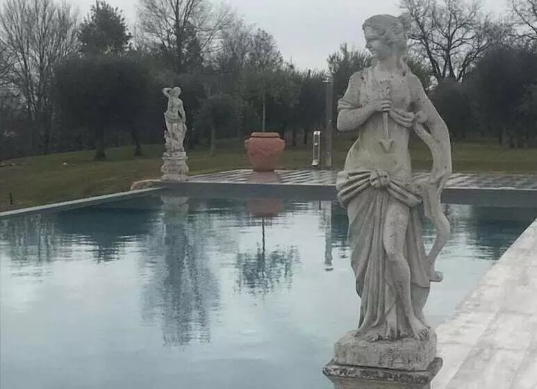 Hotelli La Zarabba Boutique