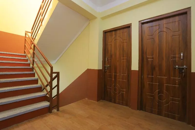 هتل Landmark By Oyo Rooms