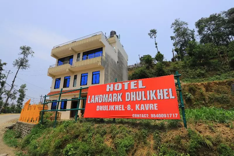 هتل Landmark By Oyo Rooms