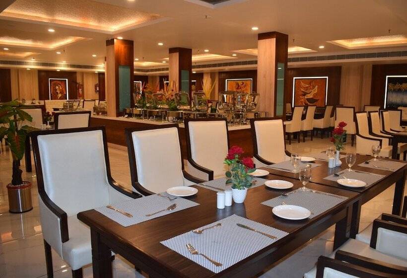 هتل Millenia Regency