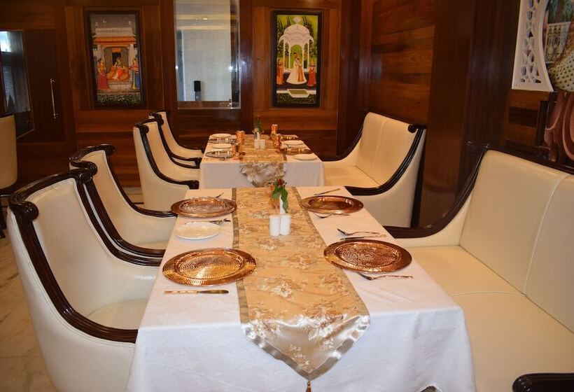 هتل Millenia Regency