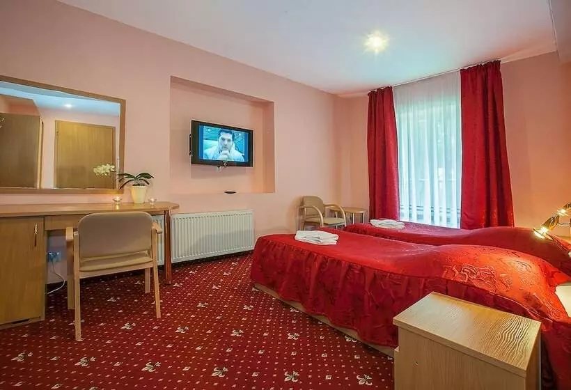 Hotelli Millennium Health Resort & Spa