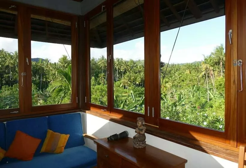 ホテル Nusa Indah Villa