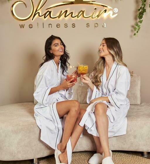 בית מלון כפרי Pance 122 Wellness Spa