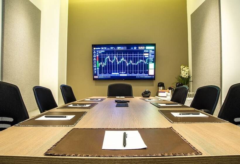 בית מלון כפרי Pance 122 Wellness Spa