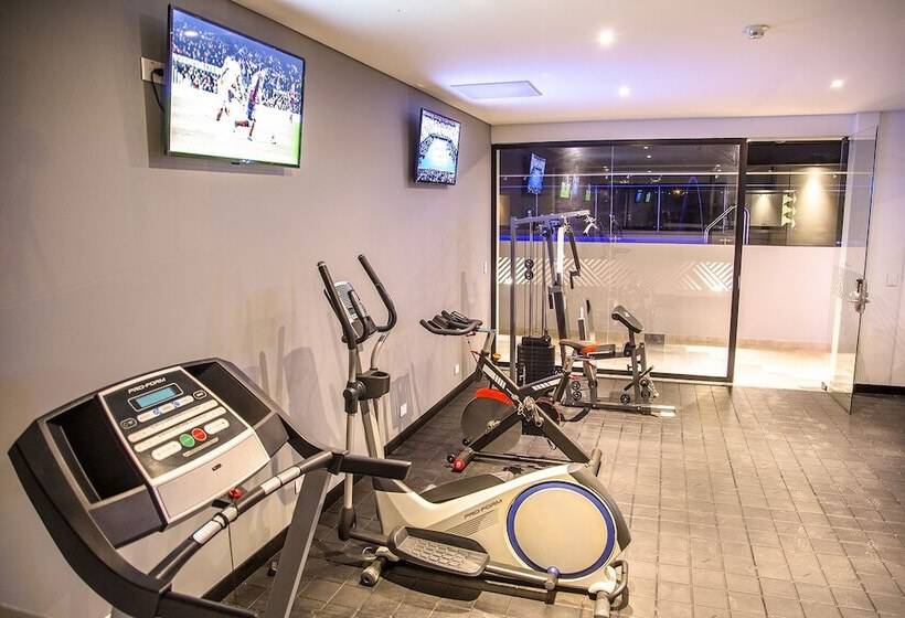 בית מלון כפרי Pance 122 Wellness Spa