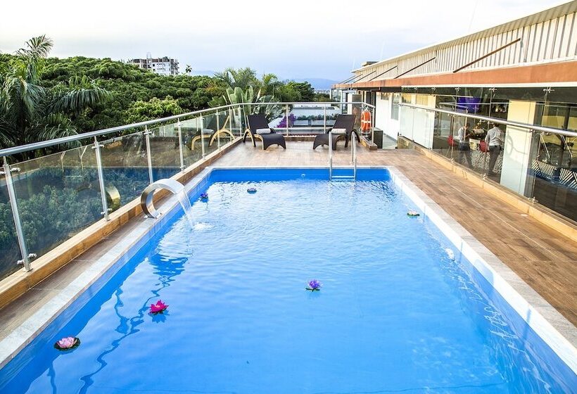 בית מלון כפרי Pance 122 Wellness Spa