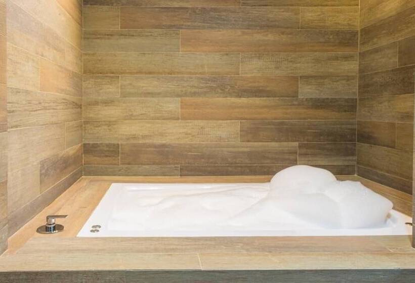 בית מלון כפרי Pance 122 Wellness Spa