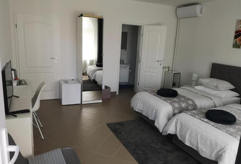 膳宿费 Marko Airport Rooms