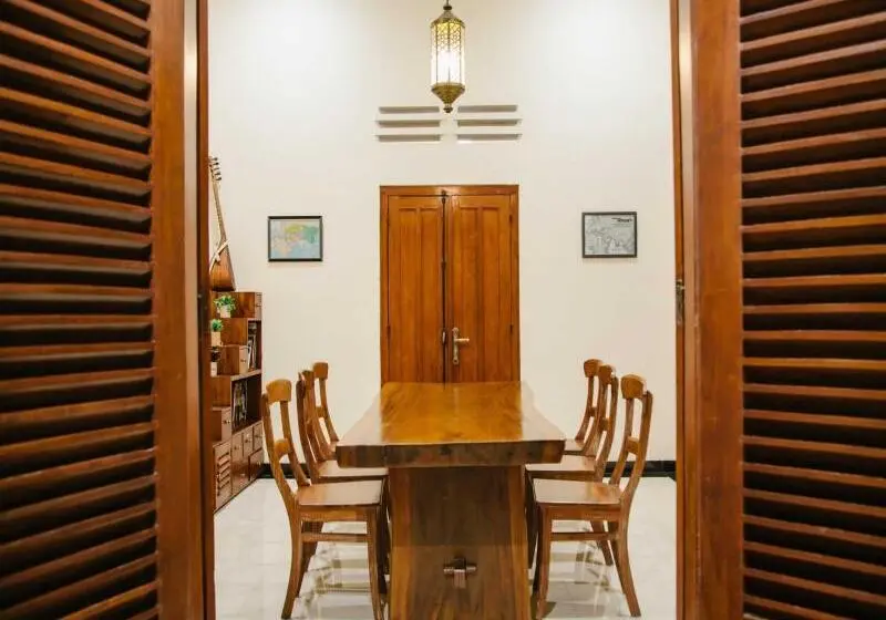 Pensionat Musafir Guest House Syariah