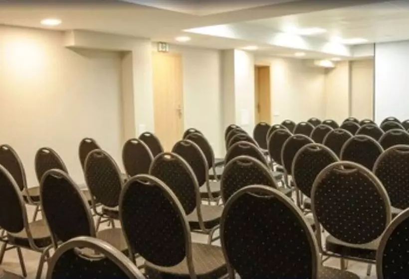 Hotelli Teodorka Med & Spa