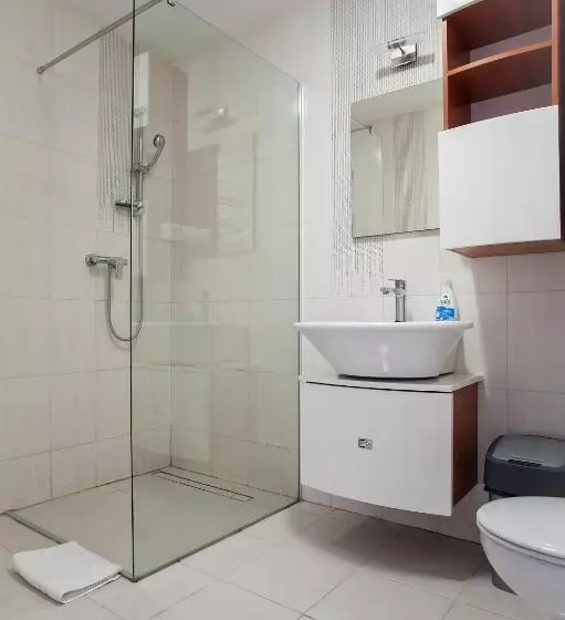 Hotelli Teodorka Med & Spa