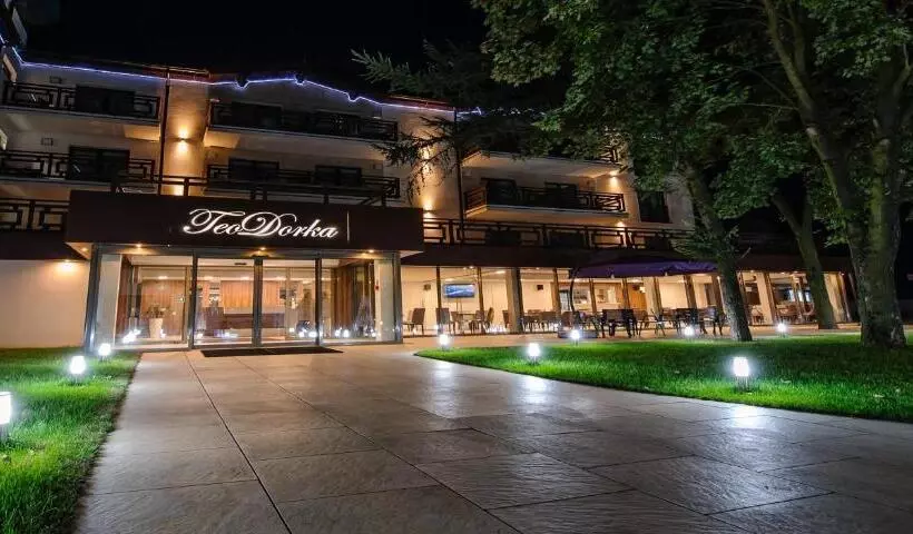 Hotelli Teodorka Med & Spa