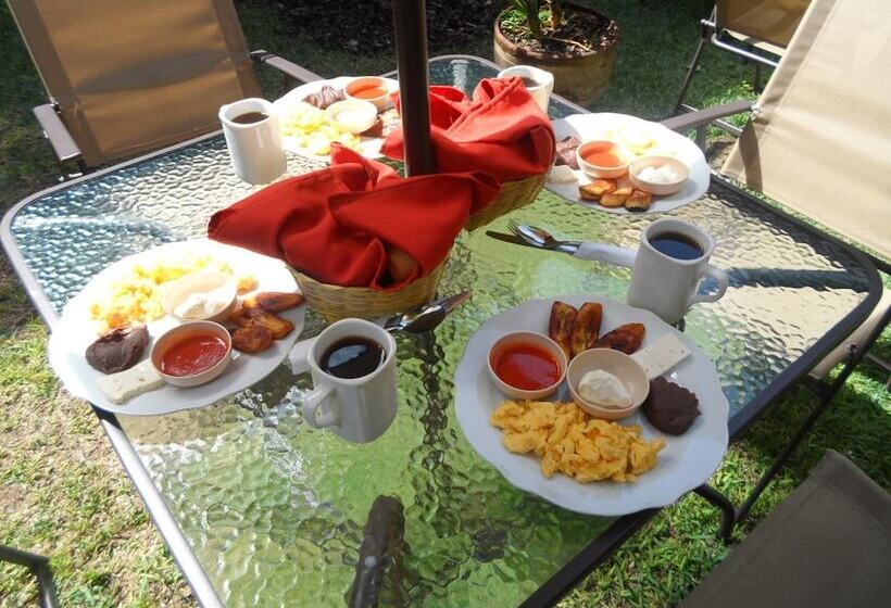 تختخواب و صبحانه Casa Landivar