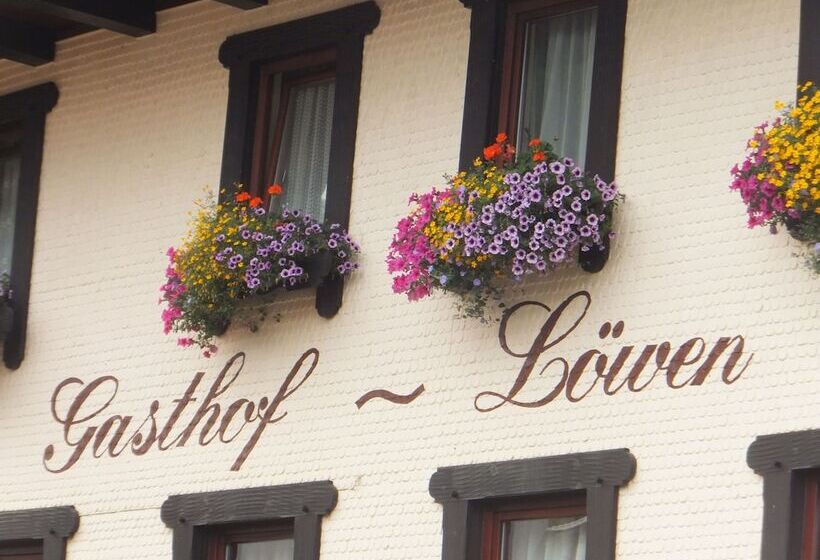 Pansiyon Gasthof Zum Löwen Enzklösterle