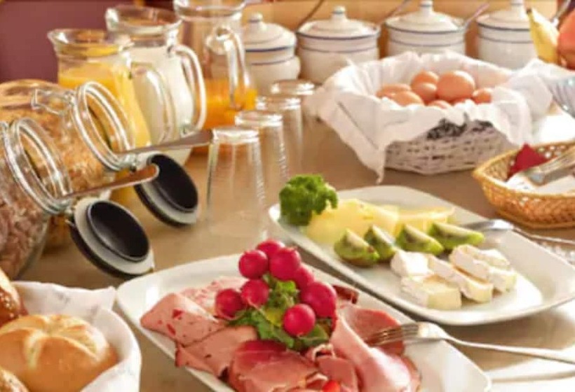 Pansiyon Gasthof Zum Löwen Enzklösterle