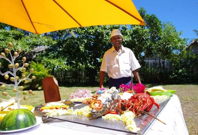 هتل Hôtel Le Lagon