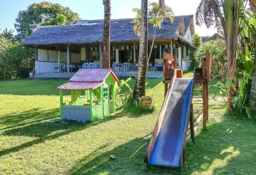 هتل Hôtel Le Lagon