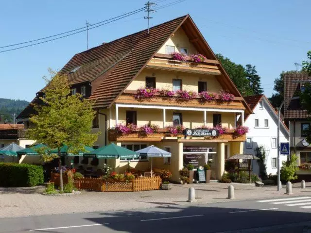 Hotelli Restaurant Gasthof Zum Schützen