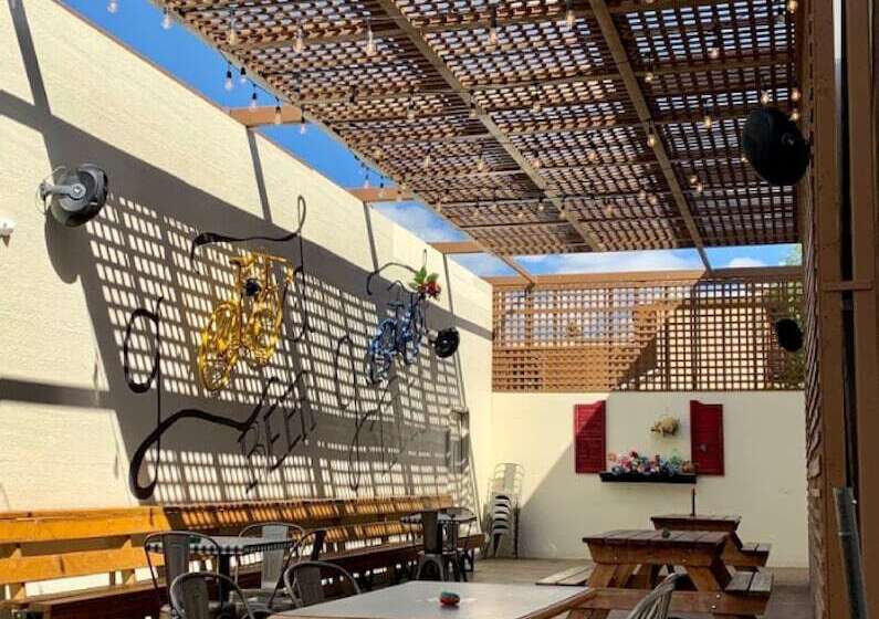 Party Hostel The Canmore Hotel Hostel