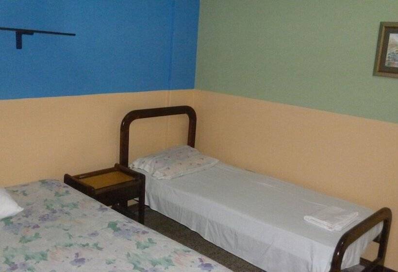 بنسيون Villa Celeste