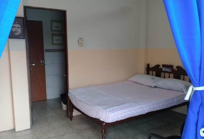 بنسيون Villa Celeste