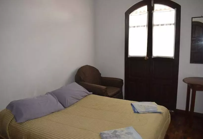 Casa De Huéspedes Condor B&b
