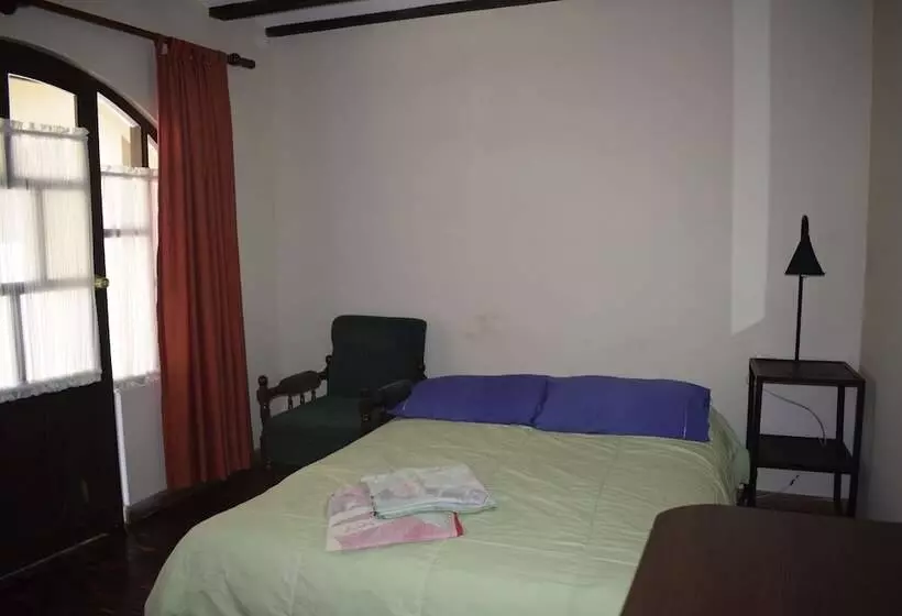 Casa De Huéspedes Condor B&b