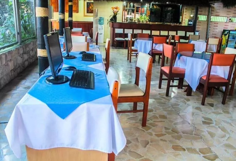 ホテル Arazá   Lago Agrio