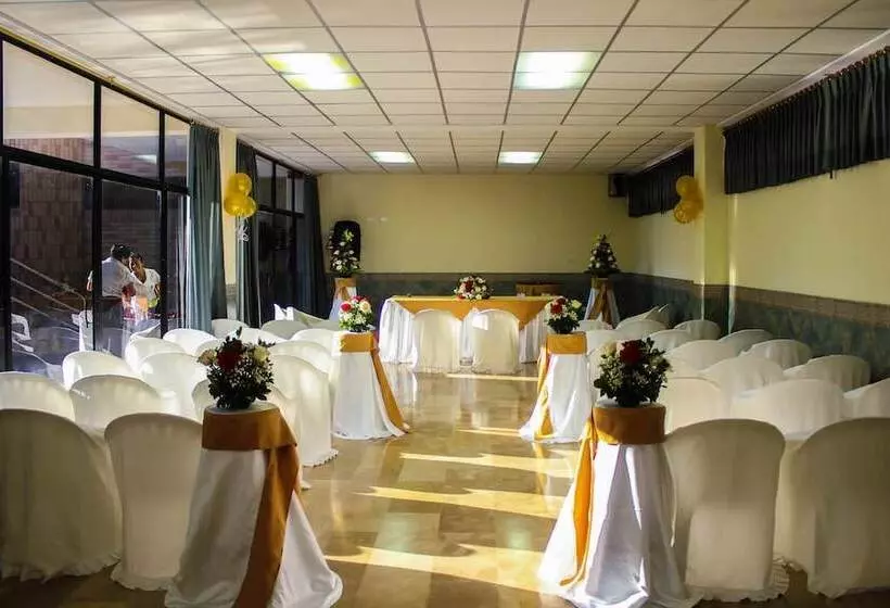 ホテル Arazá   Lago Agrio