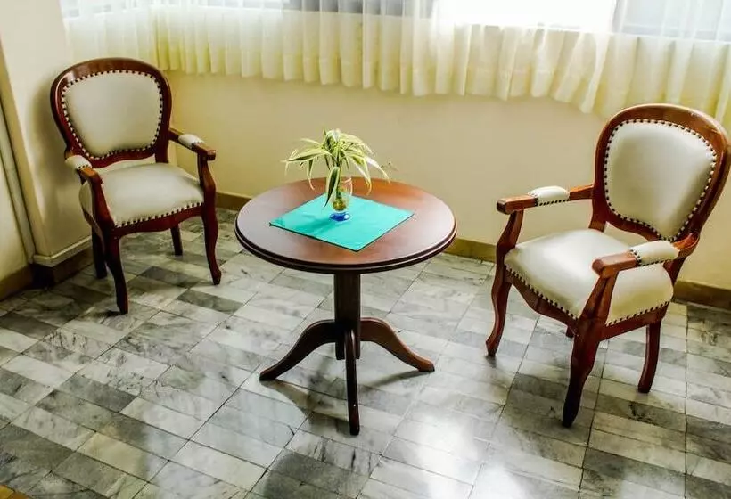 ホテル Arazá   Lago Agrio