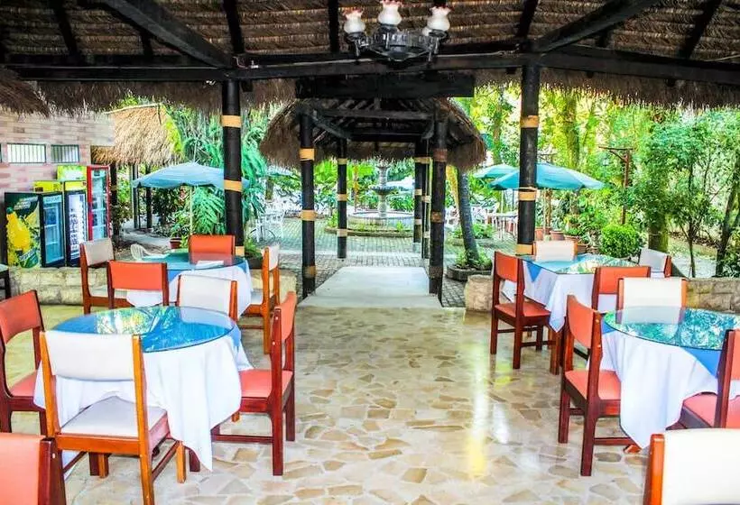 ホテル Arazá   Lago Agrio